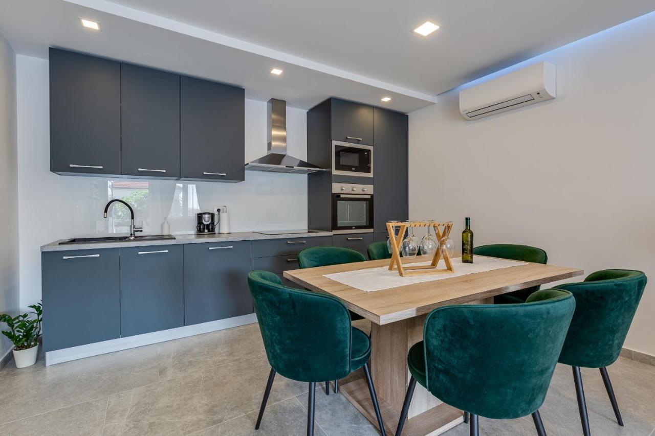 شقة Apartman Angel زادار المظهر الخارجي الصورة